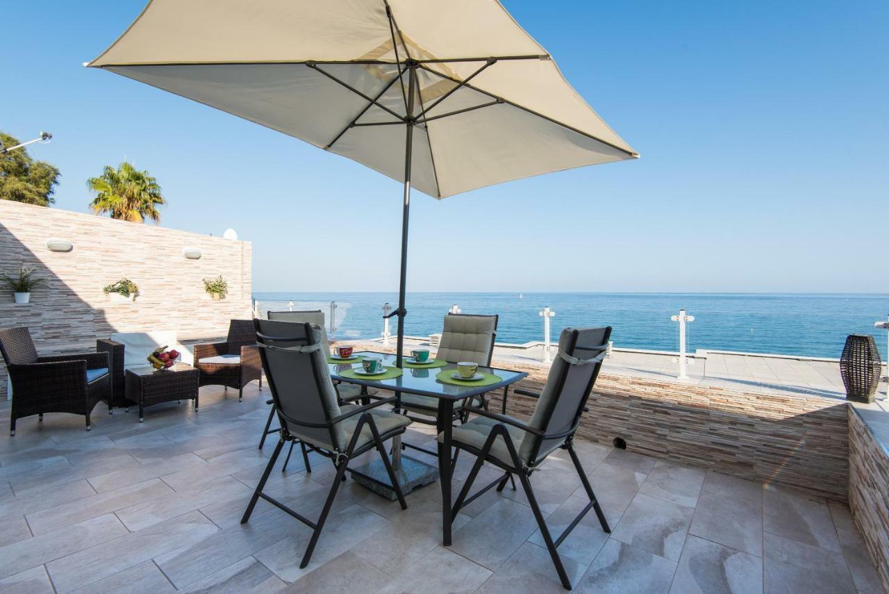 Seashore Bungalow Stunning Торемолинос Екстериор снимка